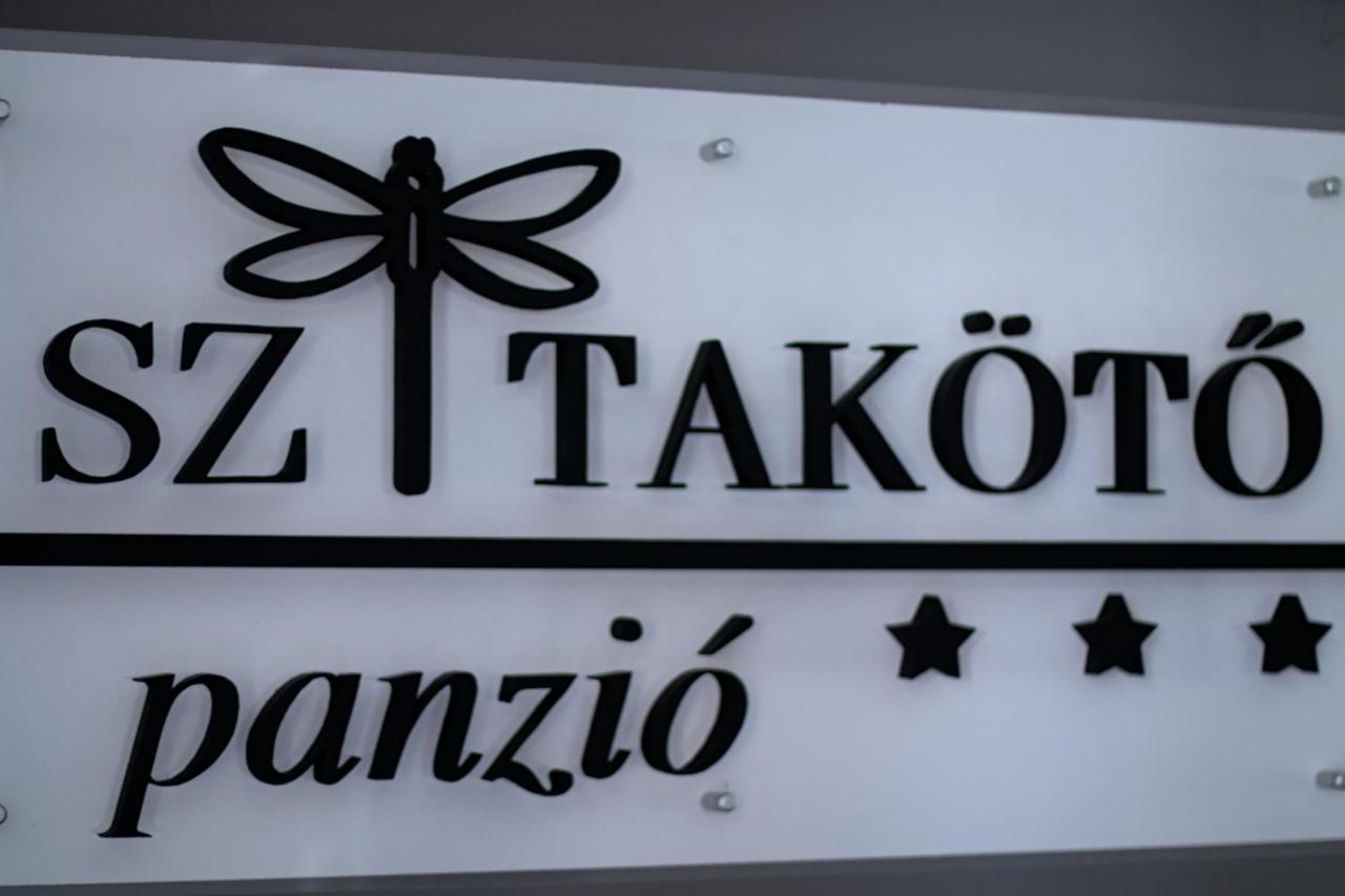 מלון Tiszafüred Szitakoeto Panzio מראה חיצוני תמונה
