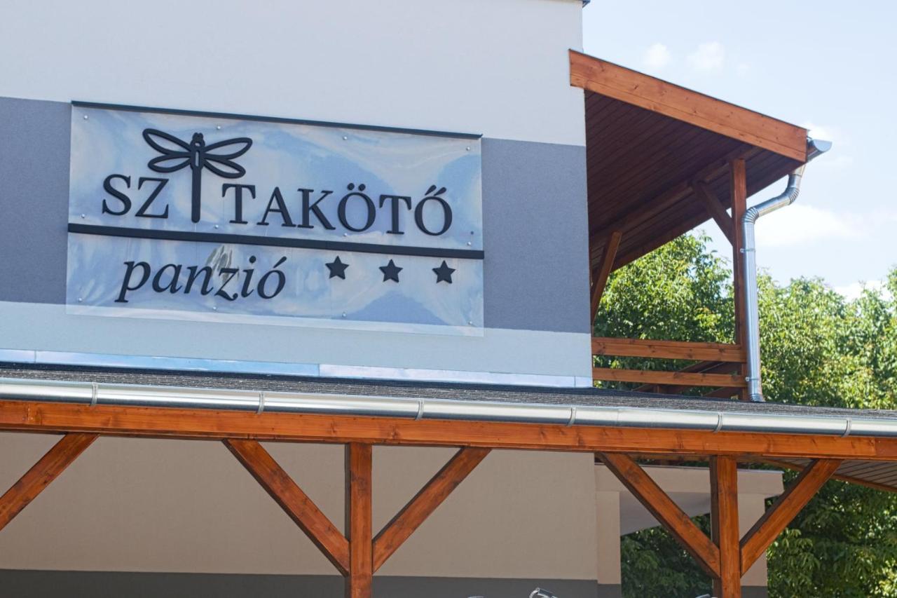 מלון Tiszafüred Szitakoeto Panzio מראה חיצוני תמונה